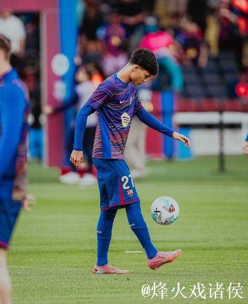 巴萨、曼城和切尔西盯上波兰17岁新星皮图谢夫斯基